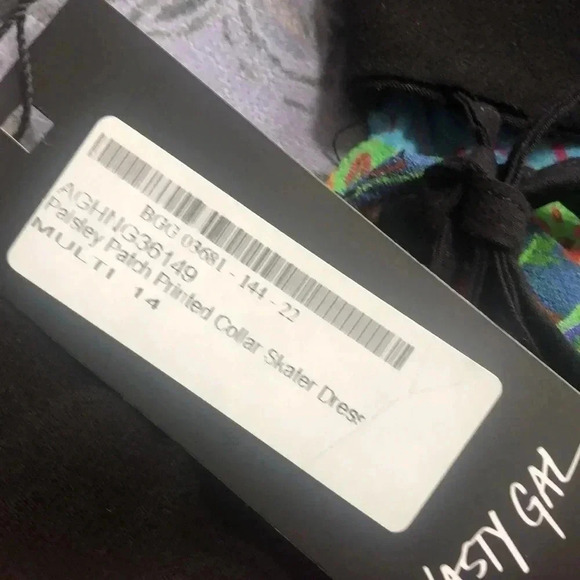 Nasty Gal Paisley Patch Printed Skater Dress Sz 10 New with tags - Picture 9 of 11